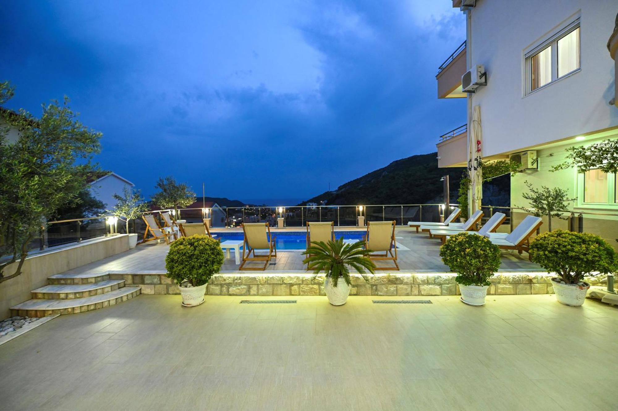 Villa Lux Rajovic Budva Exterior photo